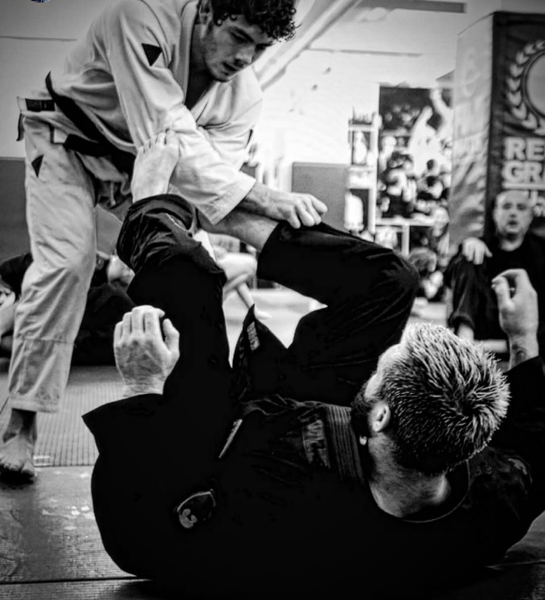 Kingsway 4- Gordon Gi Playing Guard